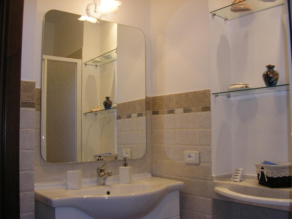 Bed and Breakfast Al Vecchio Olivo Frascati Zimmer foto