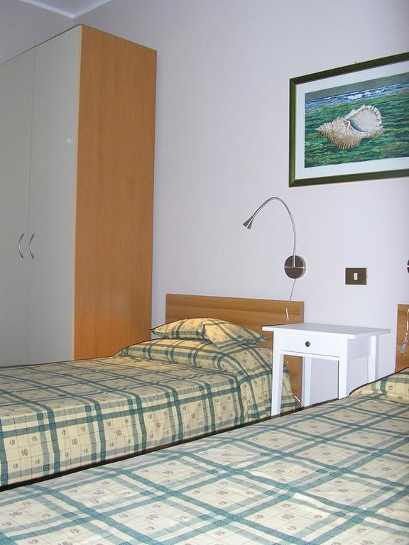 Bed and Breakfast Al Vecchio Olivo Frascati Zimmer foto