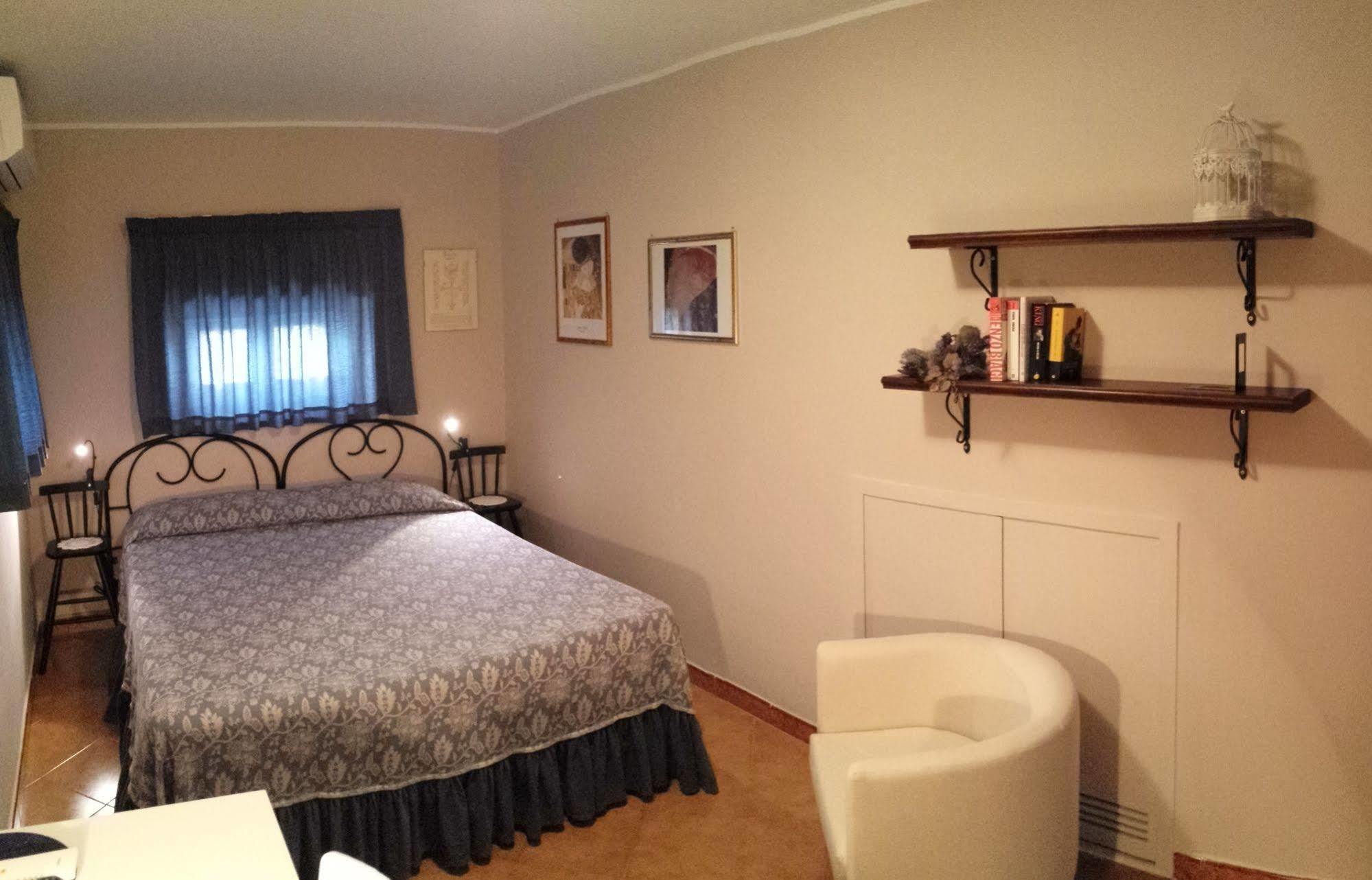 Bed and Breakfast Al Vecchio Olivo Frascati Exterior foto